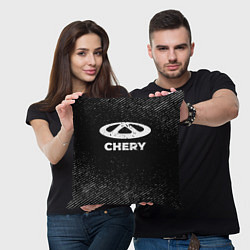 Подушка квадратная Chery с потертостями на темном фоне, цвет: 3D-принт — фото 2
