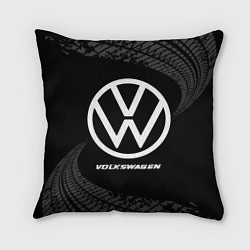 Подушка квадратная Volkswagen speed на темном фоне со следами шин, цвет: 3D-принт