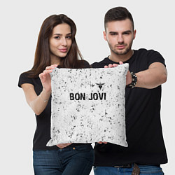 Подушка квадратная Bon Jovi glitch на светлом фоне: символ сверху, цвет: 3D-принт — фото 2