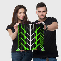 Подушка квадратная Бело-зелёные линии на чёрном фоне, цвет: 3D-принт — фото 2