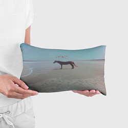 Подушка-антистресс Лошадь почему мем на берегу, цвет: 3D-принт — фото 2
