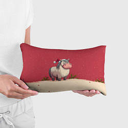 Подушка-антистресс Новогодняя лошадка с прищуренным взглядом, цвет: 3D-принт — фото 2