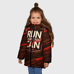 Куртка зимняя для девочки Run while you can, цвет: 3D-черный — фото 2