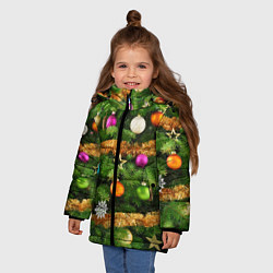 Куртка зимняя для девочки Живая новогодняя ёлка, цвет: 3D-красный — фото 2
