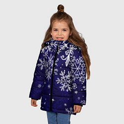 Куртка зимняя для девочки Новогодние снежинки, цвет: 3D-черный — фото 2