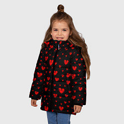 Куртка зимняя для девочки Красные сердца, цвет: 3D-черный — фото 2