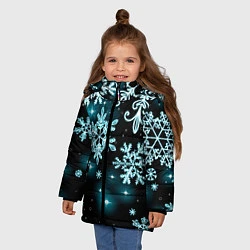 Куртка зимняя для девочки Космические снежинки, цвет: 3D-черный — фото 2