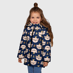 Куртка зимняя для девочки Белые медвежата в коронах со звездами, паттерн, цвет: 3D-светло-серый — фото 2