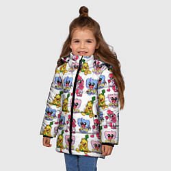 Куртка зимняя для девочки Poppy Playtime - Chapter 2 паттерн из персонажей, цвет: 3D-светло-серый — фото 2