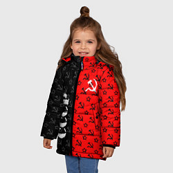 Куртка зимняя для девочки Ссср - серп и молот - паттерн, цвет: 3D-красный — фото 2