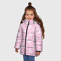 Куртка зимняя для девочки Барби: белые сердца на розовом паттерн, цвет: 3D-светло-серый — фото 2