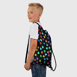 Рюкзак-мешок Сердечки разноцветные на черном, цвет: 3D-принт — фото 2