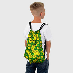 Рюкзак-мешок Камуфляжные смайлики, цвет: 3D-принт — фото 2