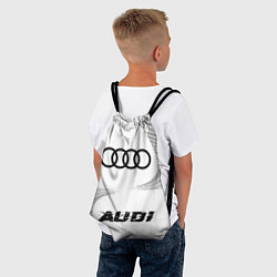Рюкзак-мешок Audi speed на светлом фоне со следами шин по-центр, цвет: 3D-принт — фото 2