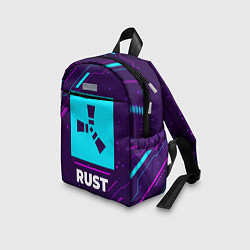 Детский рюкзак Символ Rust в неоновых цветах на темном фоне, цвет: 3D-принт — фото 2