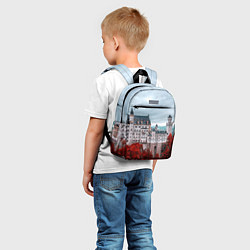 Детский рюкзак Замок в горах и красный лес, цвет: 3D-принт — фото 2