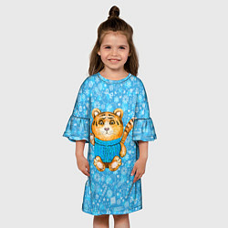 Платье клеш для девочки Плюшевый тигренок в свитере, цвет: 3D-принт — фото 2