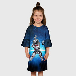 Платье клеш для девочки Космонавт играет в бейсбол планетой, цвет: 3D-принт — фото 2