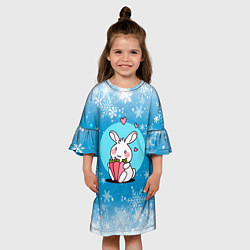 Платье клеш для девочки Зайчик с морковками на снежном фоне, цвет: 3D-принт — фото 2