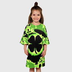 Платье клеш для девочки Черный клевер кислотный, цвет: 3D-принт — фото 2