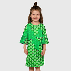 Платье клеш для девочки Зелёная энерго-броня из шестиугольников, цвет: 3D-принт — фото 2