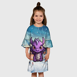 Платье клеш для девочки Фиолетовый недовольный дракон, цвет: 3D-принт — фото 2