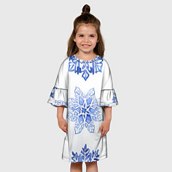 Платье клеш для девочки Снежинки в ряд, цвет: 3D-принт — фото 2