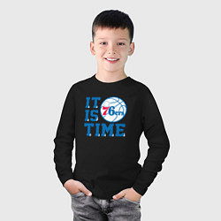 Лонгслив хлопковый детский It Is Philadelphia 76ers Time Филадельфия Севенти, цвет: черный — фото 2