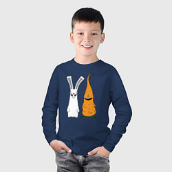 Лонгслив хлопковый детский Заяц с морковкой, цвет: тёмно-синий — фото 2
