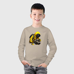 Лонгслив хлопковый детский Робот-фотоаппарат в желтом дождевике, цвет: миндальный — фото 2