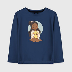 Лонгслив хлопковый детский Цыплёнок в руках девушки, цвет: тёмно-синий