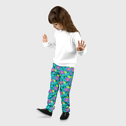 Брюки детские Яркий цветочный узор на бирюзовом фоне, цвет: 3D-принт — фото 2