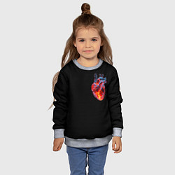 Свитшот детский Яркое стеклянное сердце огонь внутри, цвет: 3D-меланж — фото 2