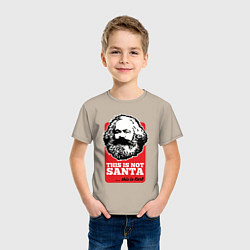 Футболка хлопковая детская Это не санта, это Карл, цвет: миндальный — фото 2