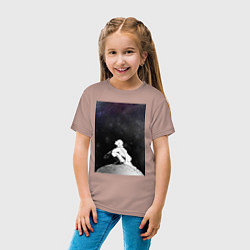 Футболка хлопковая детская Ванпанчмен Сайтама на луне, цвет: пыльно-розовый — фото 2