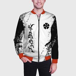 Бомбер мужской Black clover чёрный клевер вертикальная надпись, цвет: 3D-красный — фото 2