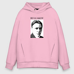 Толстовка оверсайз мужская Михаил Булгаков портрет в черно-белом, цвет: светло-розовый