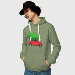 Толстовка-худи хлопковая мужская Новогодняя машина с праздничной елкой, цвет: авокадо — фото 2