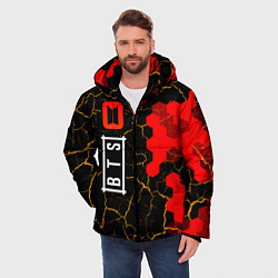 Куртка зимняя мужская Лого BTS на темном фоне с сотами, цвет: 3D-черный — фото 2