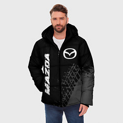 Куртка зимняя мужская Mazda speed на темном фоне со следами шин: надпись, цвет: 3D-черный — фото 2