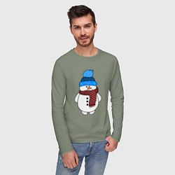 Лонгслив хлопковый мужской Снеговик в шапочке, цвет: авокадо — фото 2
