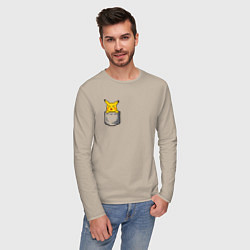 Лонгслив хлопковый мужской Пикачу в кармане арт, цвет: миндальный — фото 2