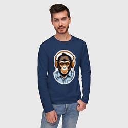 Лонгслив хлопковый мужской Портрет обезьяны в наушниках, цвет: тёмно-синий — фото 2