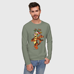 Лонгслив хлопковый мужской Winnie the pooh - tigger, цвет: авокадо — фото 2