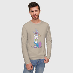 Лонгслив хлопковый мужской Bugs Bunny in the sneakers, цвет: миндальный — фото 2