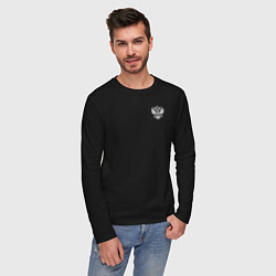 Лонгслив хлопковый мужской Где русский флаг поднят то там он опускаться не до, цвет: черный — фото 2