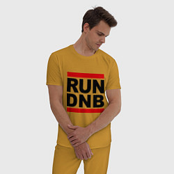 Пижама хлопковая мужская RUN DNB, цвет: горчичный — фото 2