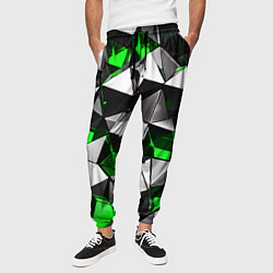 Брюки на резинке мужские Зелёно-белые рельефные треугольники на чёрном фоне, цвет: 3D-принт — фото 2