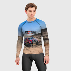 Рашгард мужской Toyota Gazoo Racing Rally Desert Competition Ралли, цвет: 3D-принт — фото 2