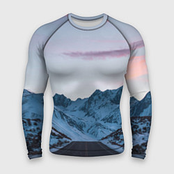 Рашгард мужской Белые зимние горы с дорогой, цвет: 3D-принт